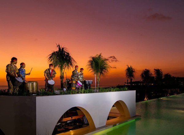 Whats On (19) | Café del Mar Bali